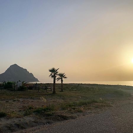 Villetta Con Giardino Mandarino ماكاري المظهر الخارجي الصورة