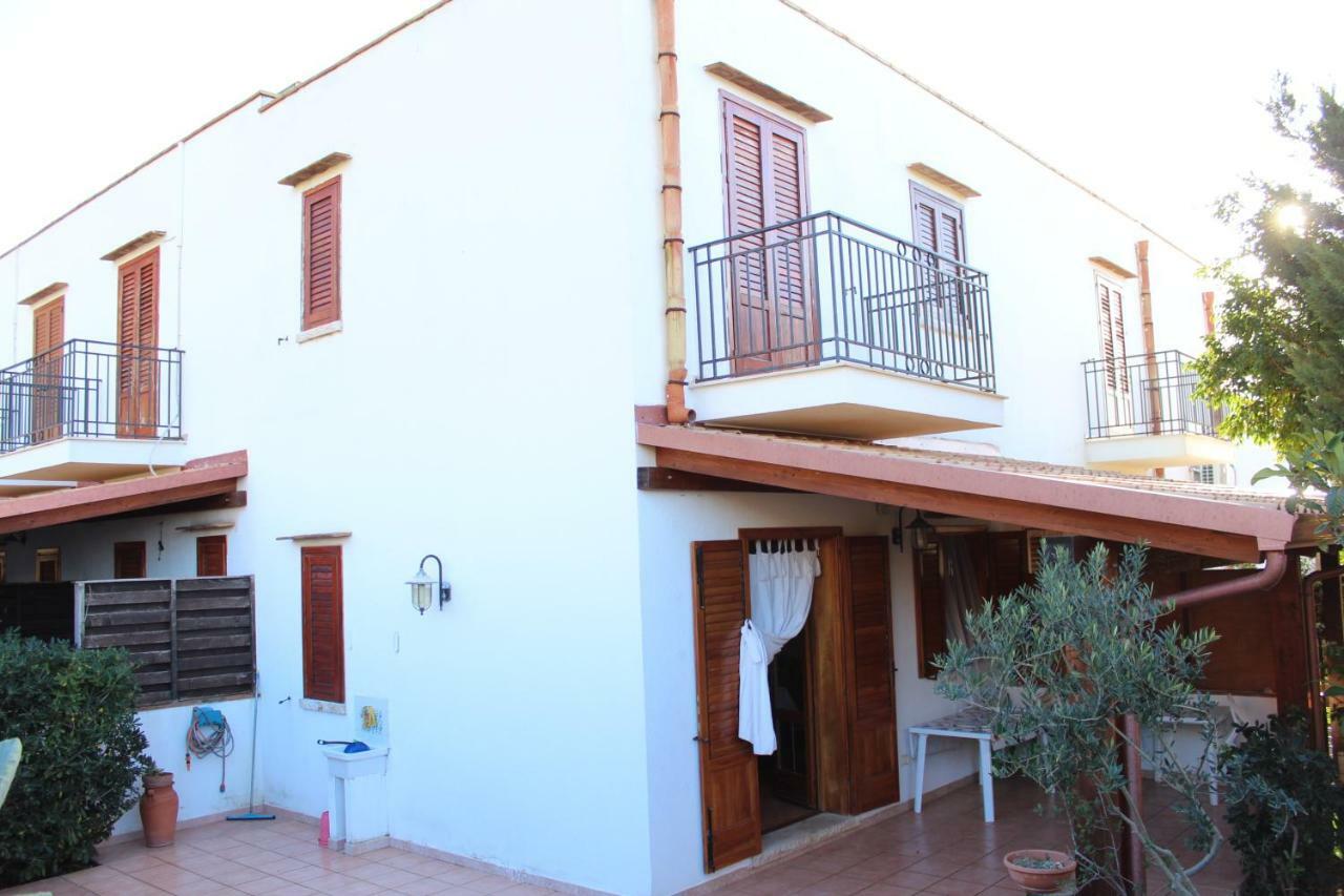 Villetta Con Giardino Mandarino ماكاري المظهر الخارجي الصورة